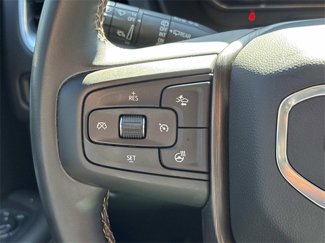 Used 2024 GMC Yukon AT4 w/ Technology Package image 32