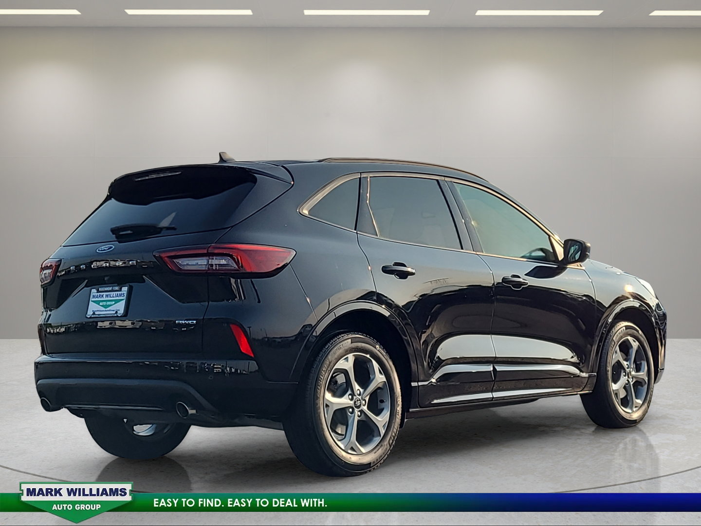 Certified 2023 Ford Escape ST-Line w/ Tech Pack #1 AWD/4WD image 4