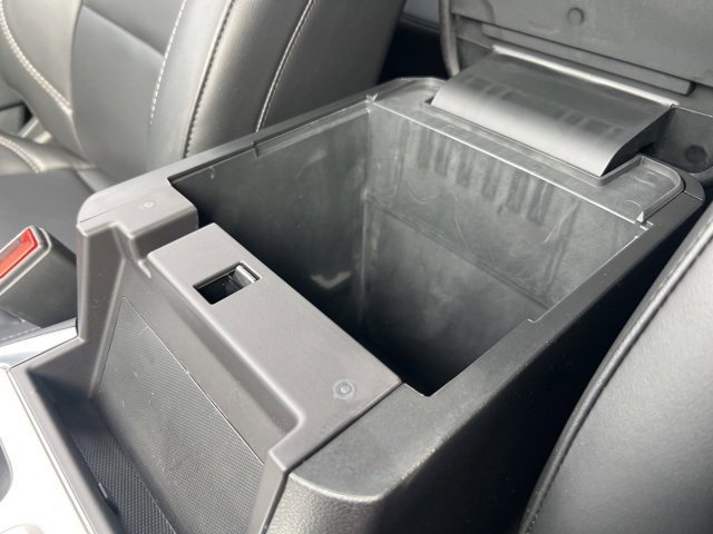 Certified 2023 Ford Explorer XLT w/ Equipment Group 202A image 18