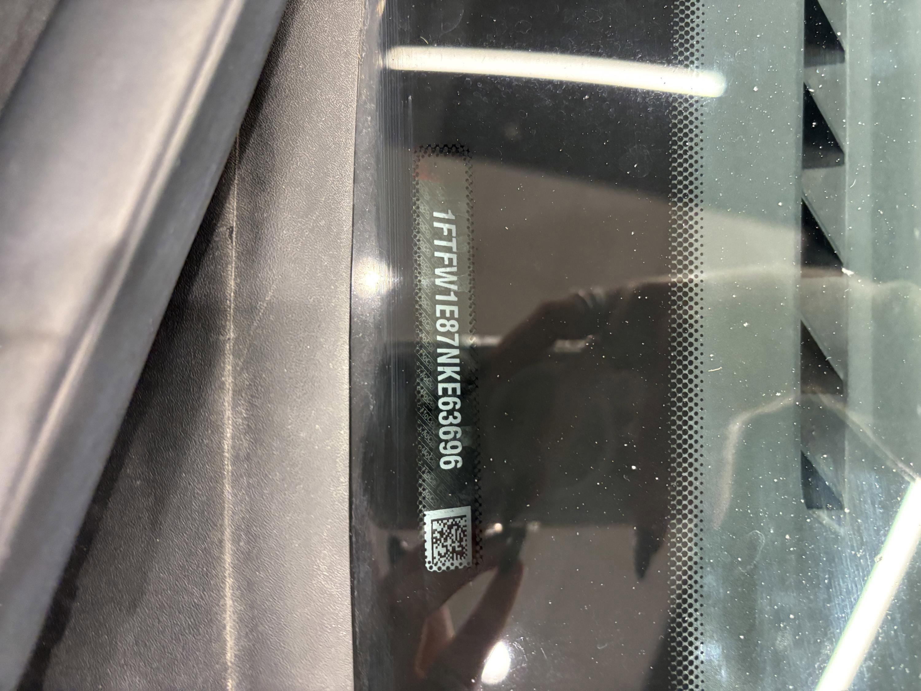 Certified 2022 Ford F150 Lariat w/ Equipment Group 502A High image 24