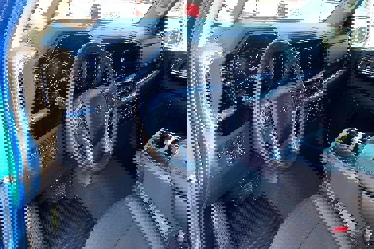 Used 2023 Chevrolet Silverado 1500 RST image 18