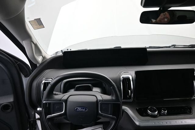 Certified 2025 Ford Expedition Max Platinum AWD/4WD image 17