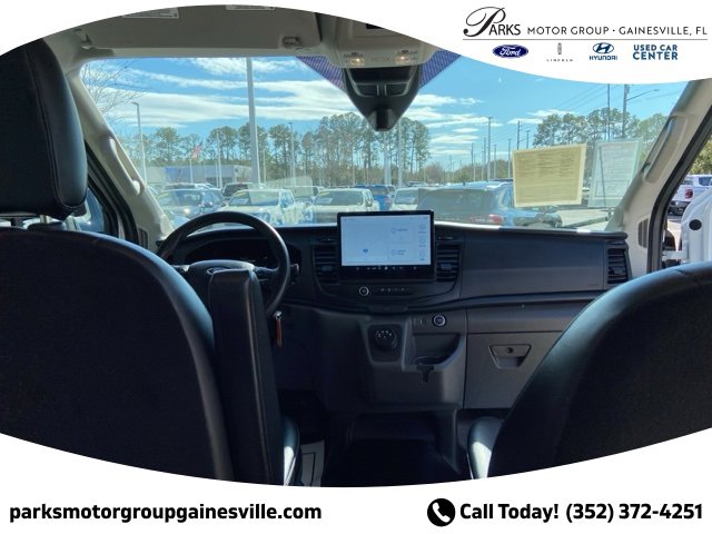 Certified 2022 Ford E-Transit Base image 16