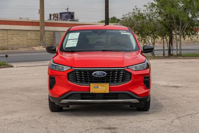Certified 2024 Ford Escape Active FWD image 2