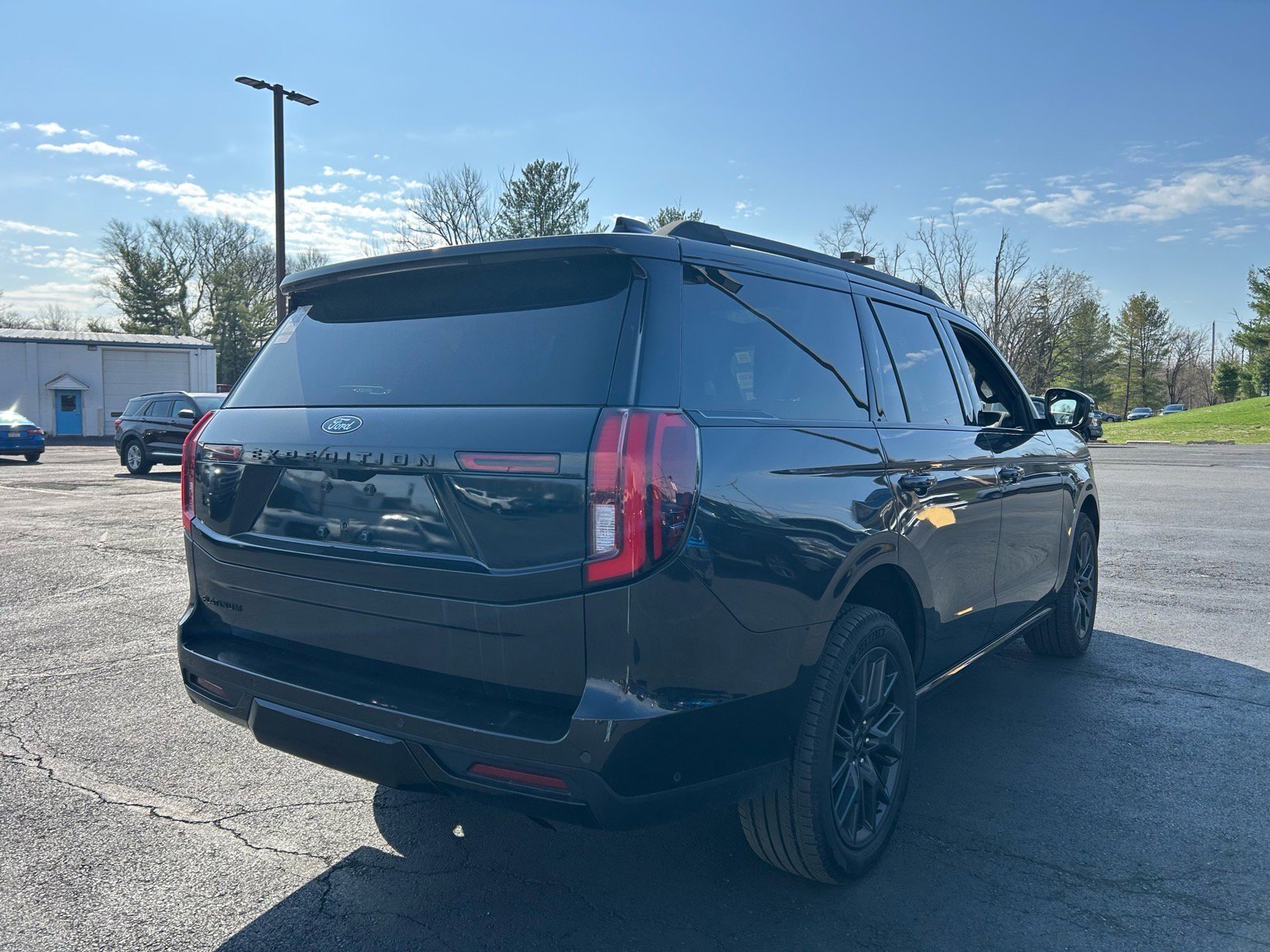 Certified 2025 Ford Expedition Platinum w/ Stealth Performance Package image 5