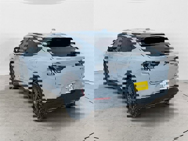 Certified 2022 Ford Mustang Mach-E Select w/ Comfort/Technology Package image 3