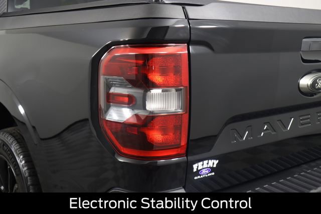 Certified 2024 Ford Maverick Lariat w/ Black Appearance Package image 27