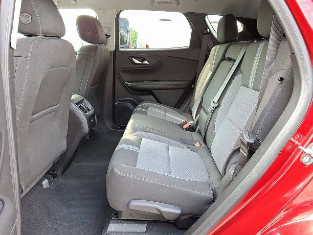 Used 2025 Chevrolet Blazer LT AWD/4WD image 10
