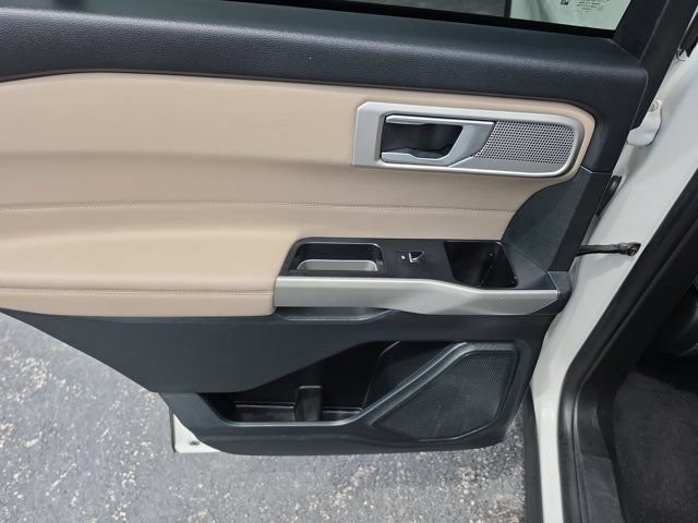 Certified 2023 Ford Explorer XLT w/ Equipment Group 202A RWD image 12