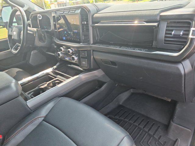 Certified 2023 Ford F350 4x4 Crew Cab Super Duty image 36