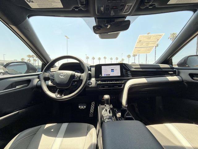 Used 2025 Toyota Camry SE w/ Convenience Package FWD image 17