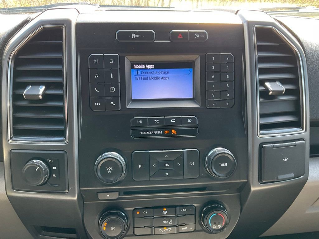 Certified 2018 Ford F150 XLT image 3
