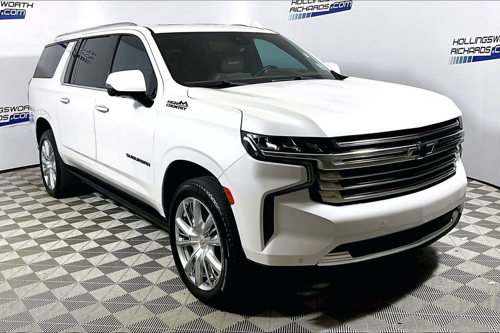 Used 2023 Chevrolet Suburban High Country AWD/4WD image 3