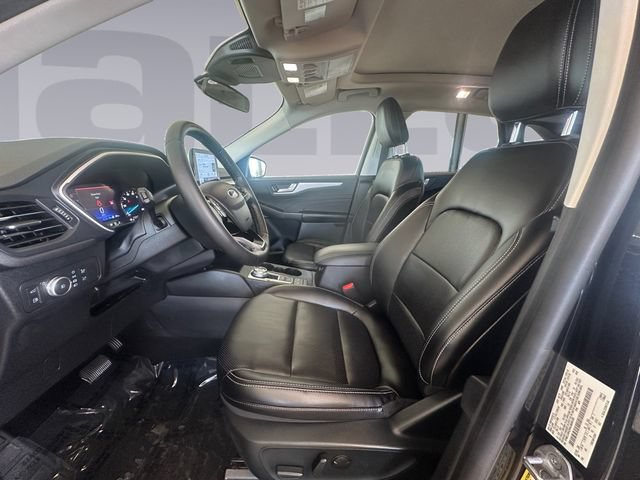 Certified 2022 Ford Escape SEL FWD image 10