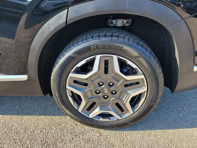 Used 2022 Hyundai Santa Fe Limited image 9