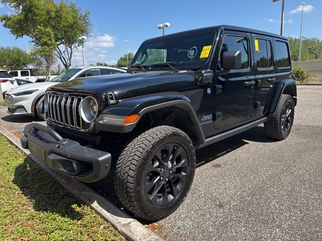 Used 2025 Jeep Wrangler Backcountry image 2