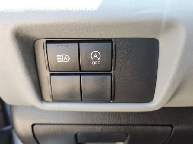 Used 2023 Toyota Highlander L image 23