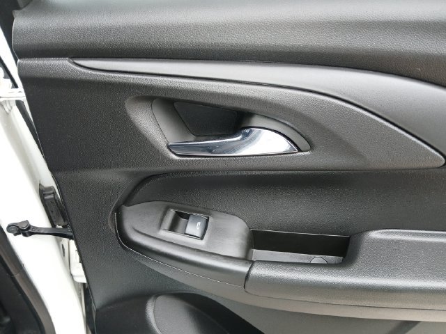 Used 2023 Chevrolet TrailBlazer RS w/ Convenience Package FWD image 40