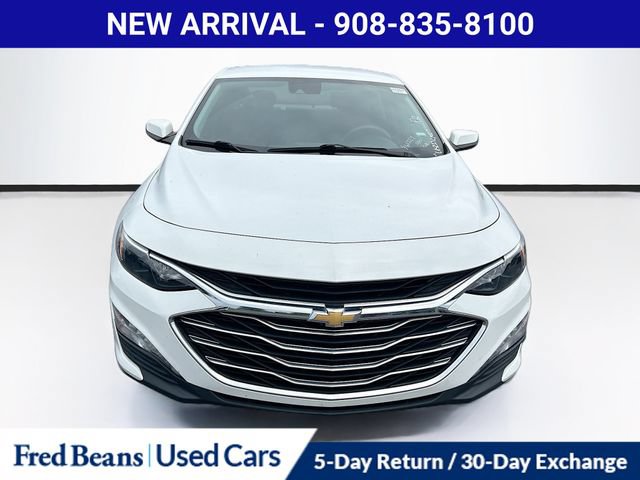 Used 2024 Chevrolet Malibu LT FWD image 2