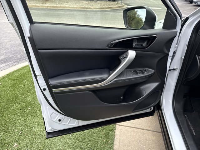Used 2024 Mitsubishi Eclipse Cross SEL AWD/4WD image 13