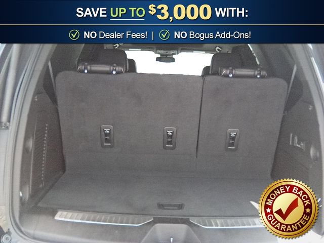 Used 2023 GMC Yukon AT4 w/ Technology Package AWD/4WD image 24
