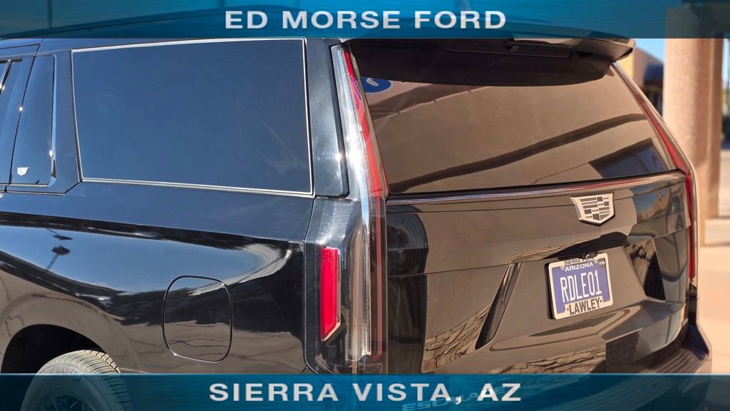 Used 2023 Cadillac Escalade ESV Sport Platinum AWD/4WD image 6