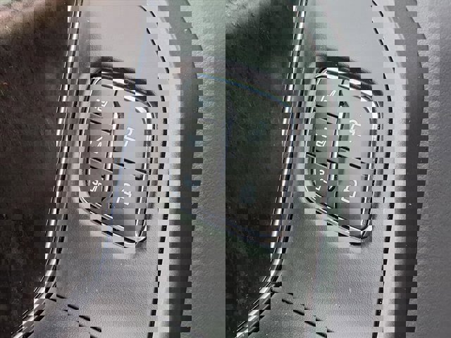 Certified 2021 Ford F150 Lariat w/ Equipment Group 502A High image 21