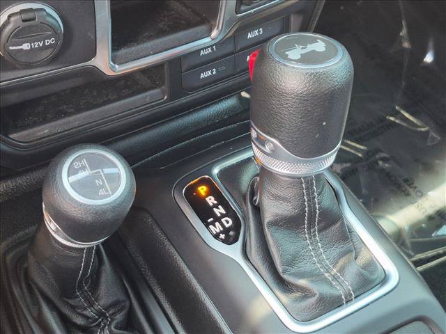 Used 2024 Jeep Wrangler Unlimited Sport AWD/4WD image 12