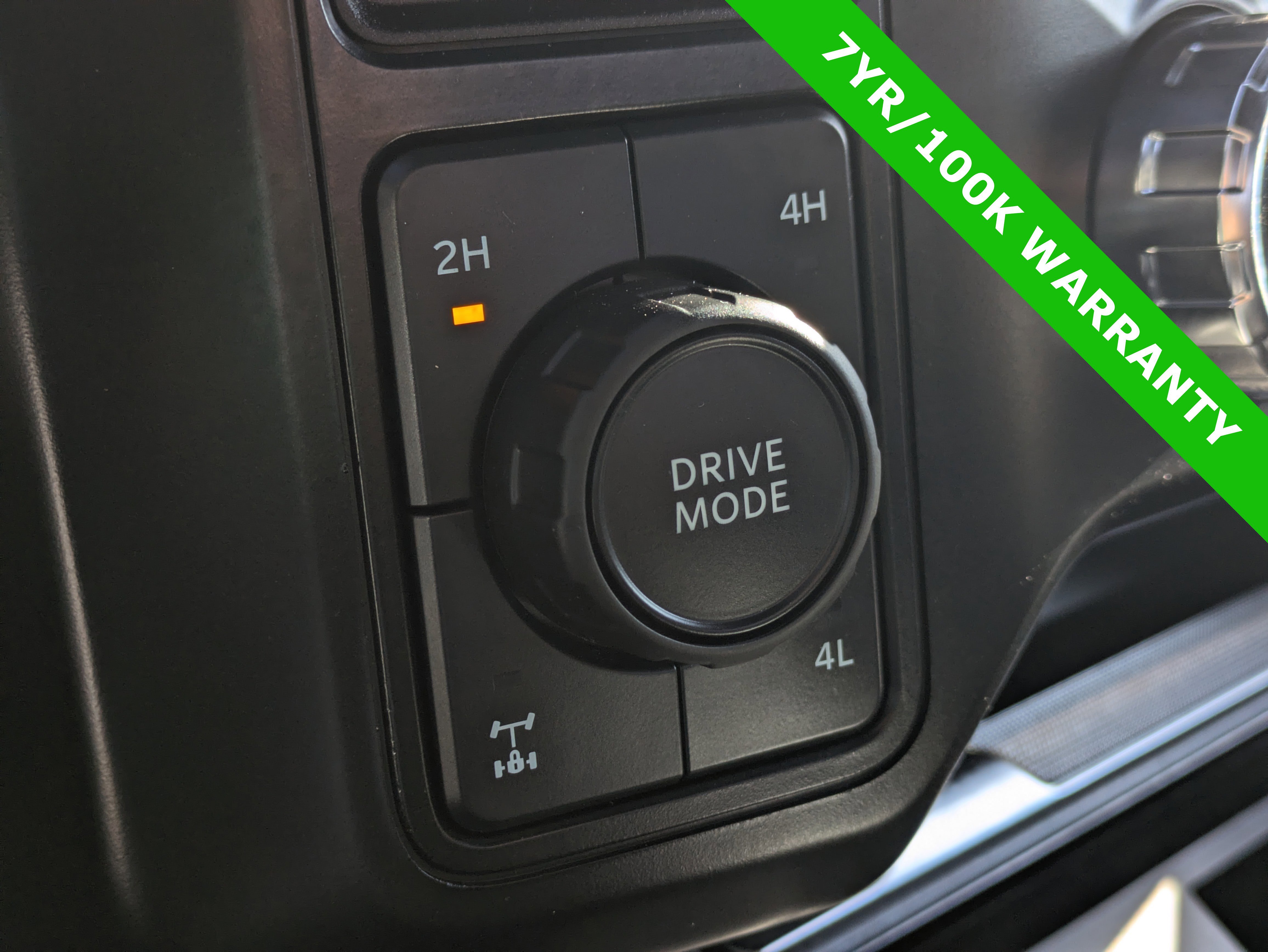 Certified 2024 Ford F250 Platinum image 35