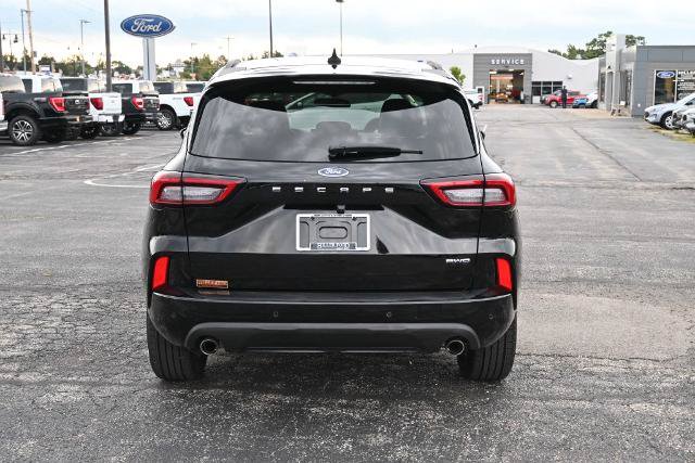 Certified 2024 Ford Escape ST-Line w/ Tech Pack #1 AWD/4WD image 10