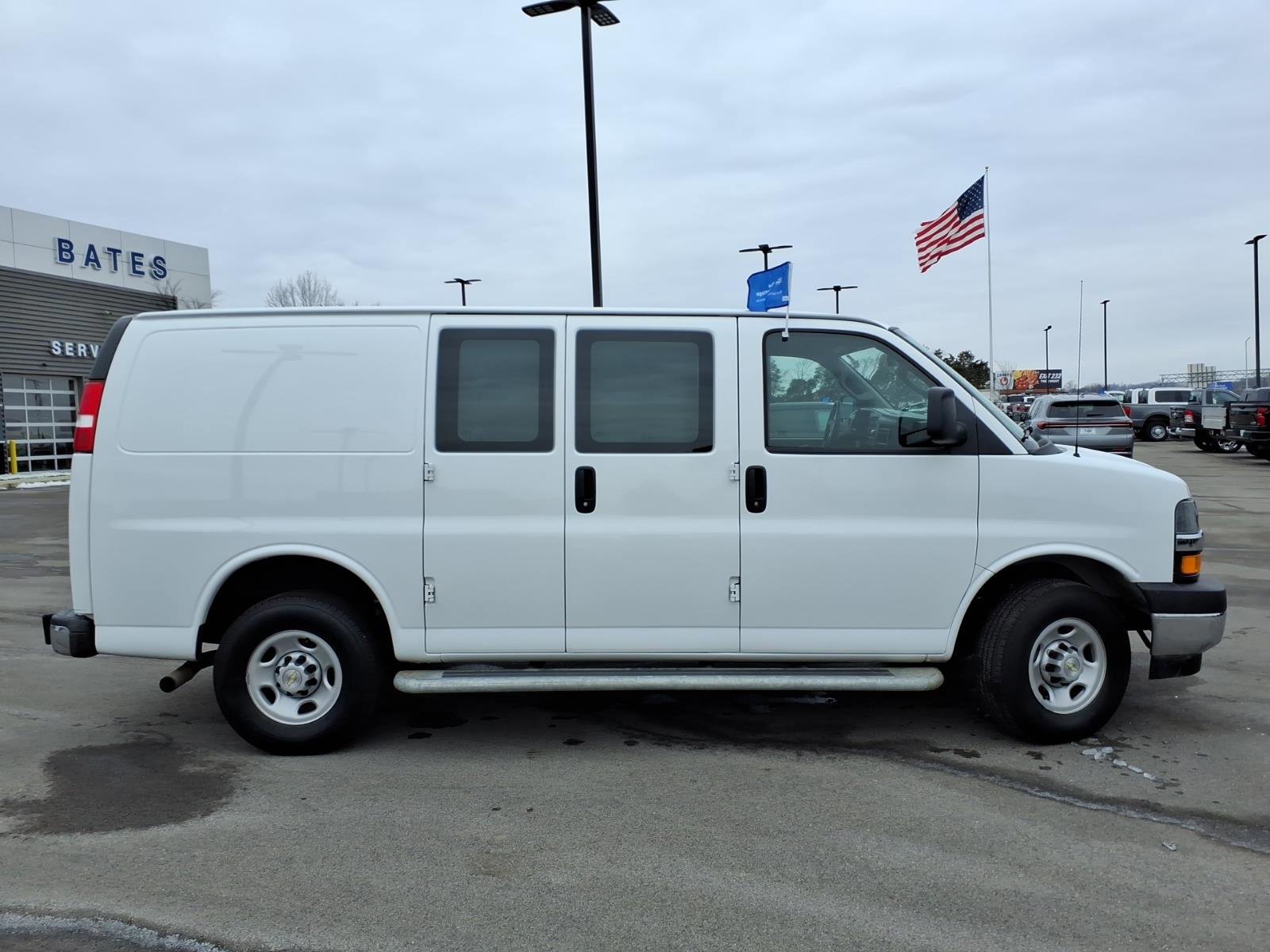 Used 2024 Chevrolet Express 2500 w/ Driver Convenience Package image 6