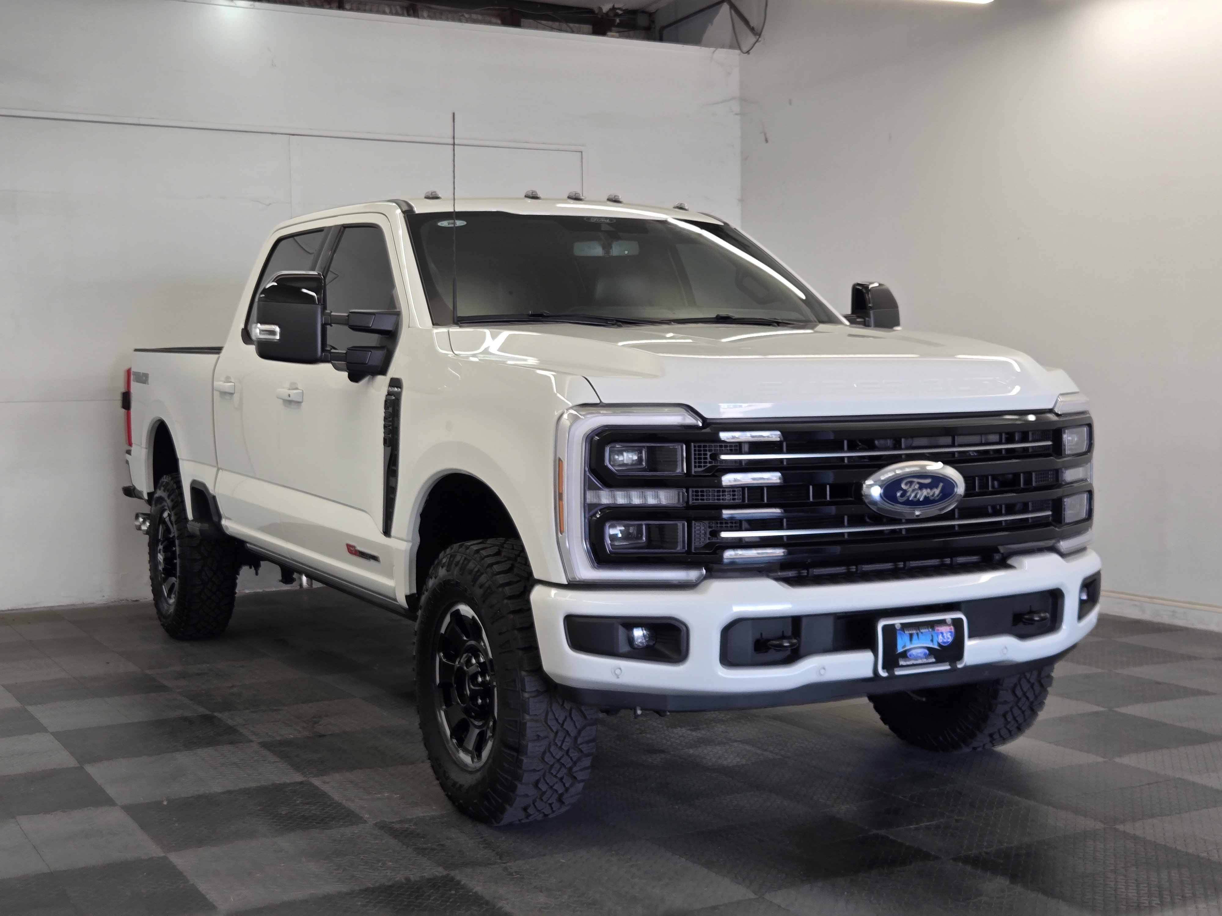 Certified 2025 Ford F250 Platinum w/ Tremor Off-Road Package AWD/4WD video 2