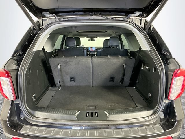 Certified 2023 Ford Explorer XLT w/ Equipment Group 202A AWD/4WD image 33