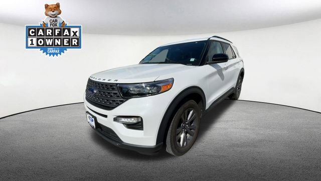 Certified 2023 Ford Explorer XLT w/ Equipment Group 202A AWD/4WD image 5