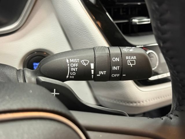 Used 2020 Toyota Corolla XSE FWD image 19