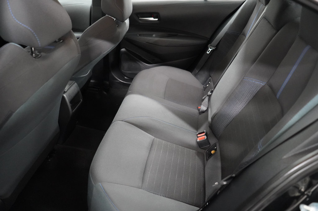 Used 2020 Toyota Corolla SE w/ SE Premium Package FWD image 21