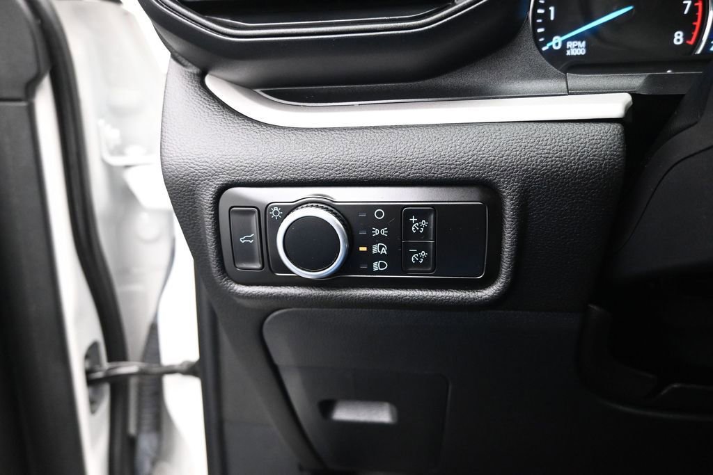 Certified 2023 Ford Explorer XLT RWD image 40