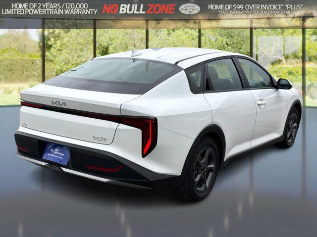 Used 2025 Kia K4 FWD image 5