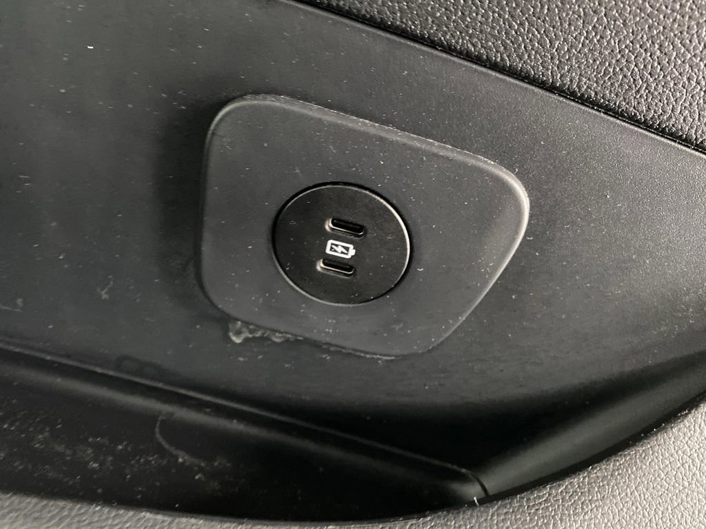 Certified 2025 Ford Explorer Platinum image 21