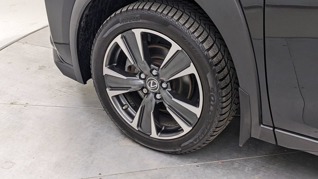 Used 2020 Lexus UX 250h w/ Premium Package AWD/4WD image 5