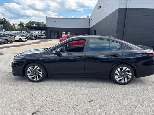 Used 2024 Subaru Legacy Limited AWD/4WD image 3