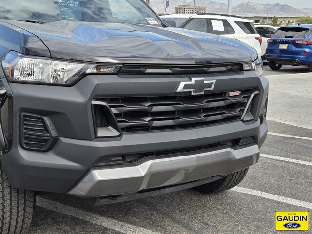 Used 2023 Chevrolet Colorado Trail Boss w/ Advanced Trailering Package AWD/4WD image 2