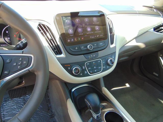 Used 2024 Chevrolet Malibu LT FWD image 13