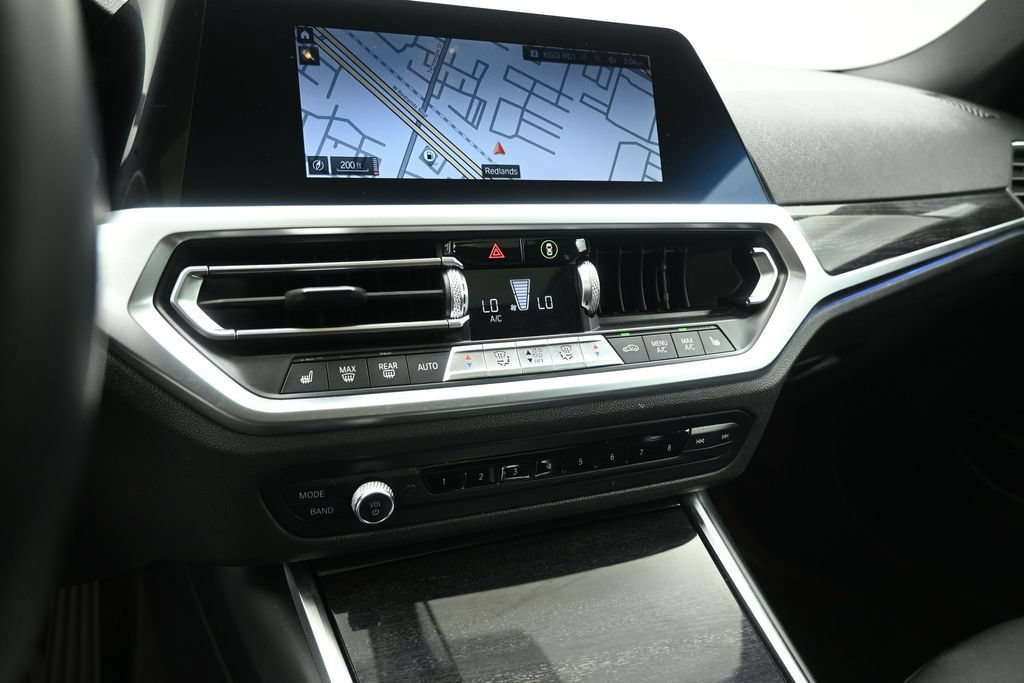 Used 2021 BMW 330i Sedan w/ Convenience Package RWD image 14