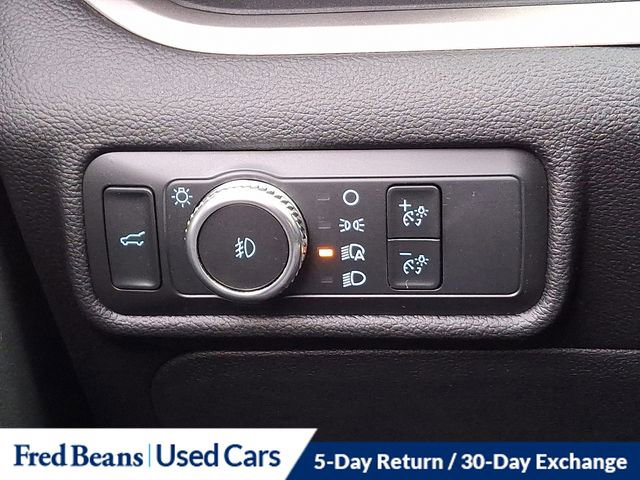 Certified 2022 Ford Explorer XLT w/ Equipment Group 202A image 26