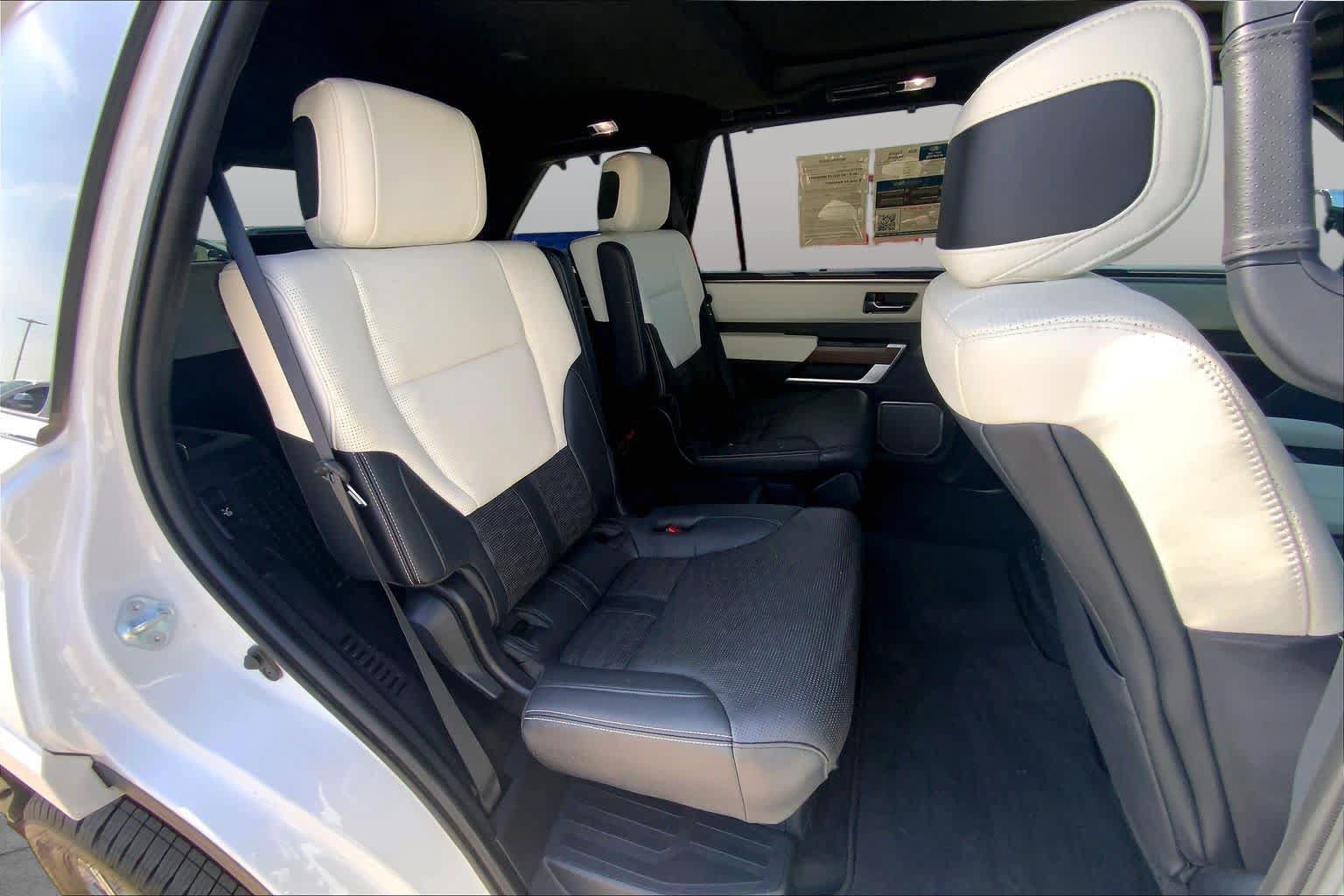 Used 2024 Toyota Sequoia Capstone AWD/4WD image 20