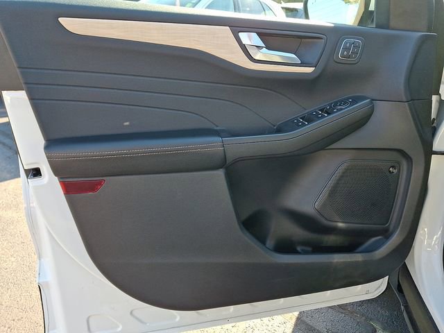 Certified 2022 Ford Escape Titanium w/ Titanium Elite Package image 12