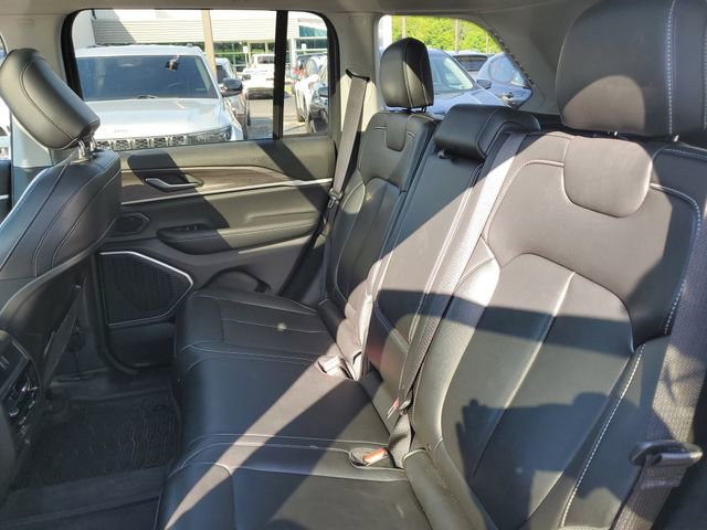 Used 2023 Jeep Grand Cherokee 4WD 4xe image 30