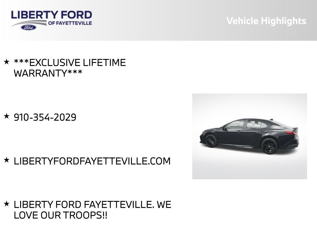 Used 2025 Toyota Camry SE w/ Convenience Package FWD image 5