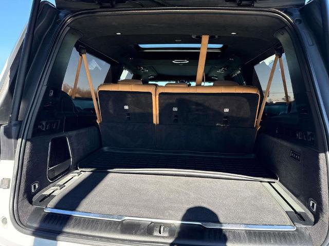 Used 2023 Jeep Grand Wagoneer L Series III w/ Rear Seat Video Group 1 image 8